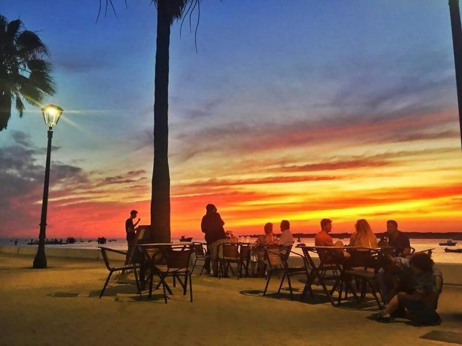 Appartamento Relax En El Corazon De Sanlucar Netflix Sanlúcar de Barrameda Esterno foto
